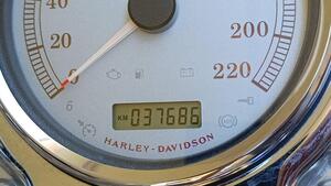 Harley-Davidson 1584 Super Glide Custom (2008 - 13) - FXDC 