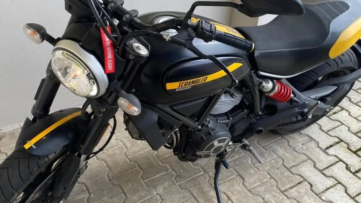 Ducati Scrambler 800 Full Throttle (2017 - 21)  (3)
