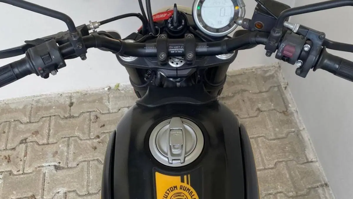 Ducati Scrambler 800 Full Throttle (2017 - 21)  (4)