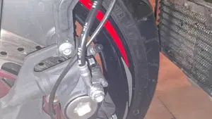 Yamaha MT-10 (2017 - 20)  (6)