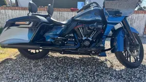 Harley-Davidson 117 Road Glide (2018 - 19) - FLTRXSE  (2)