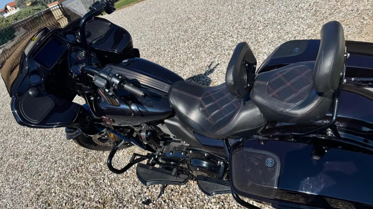 Harley-Davidson 117 Road Glide (2018 - 19) - FLTRXSE  (3)