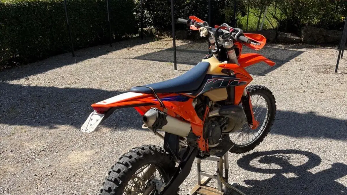 KTM 300 EXC E TPI (2022)  (5)