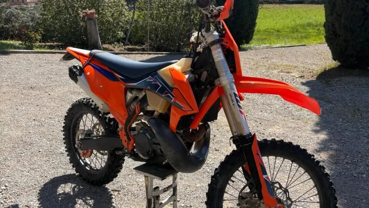 KTM 300 EXC E TPI (2022)  (6)