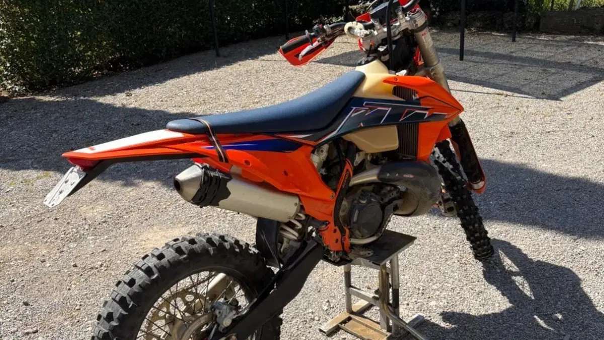 KTM 300 EXC E TPI (2022)  (7)