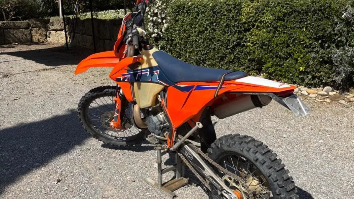 KTM 300 EXC E TPI (2022)  (8)