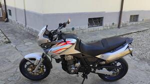 Aprilia Pegaso 650 Strada (2005 - 11) 