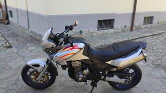 Aprilia Pegaso 650 Strada (2005 - 11) usata