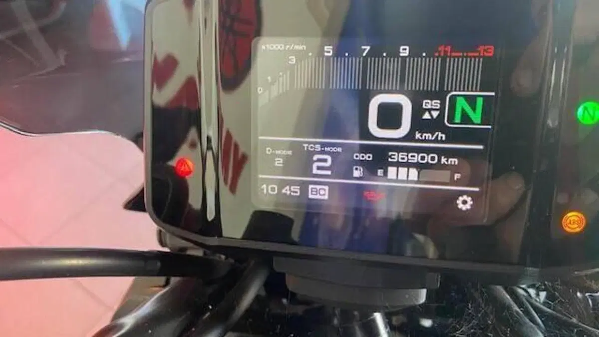 Yamaha MT-09 SP (2021 - 23)  (3)