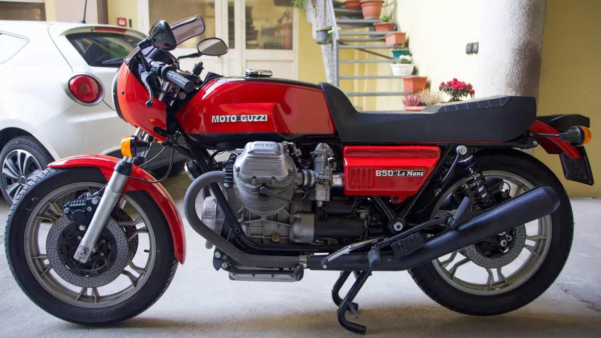 Moto Guzzi  