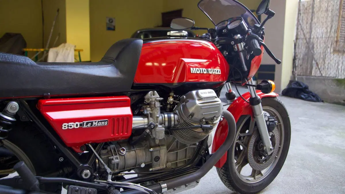 Moto Guzzi   (3)