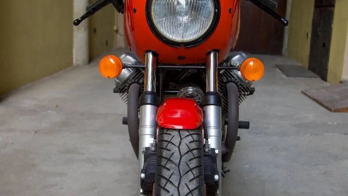 Moto Guzzi   (7)