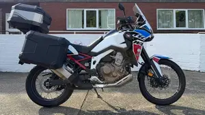 Honda Africa Twin CRF 1100L Urban (2022 - 23)  (3)