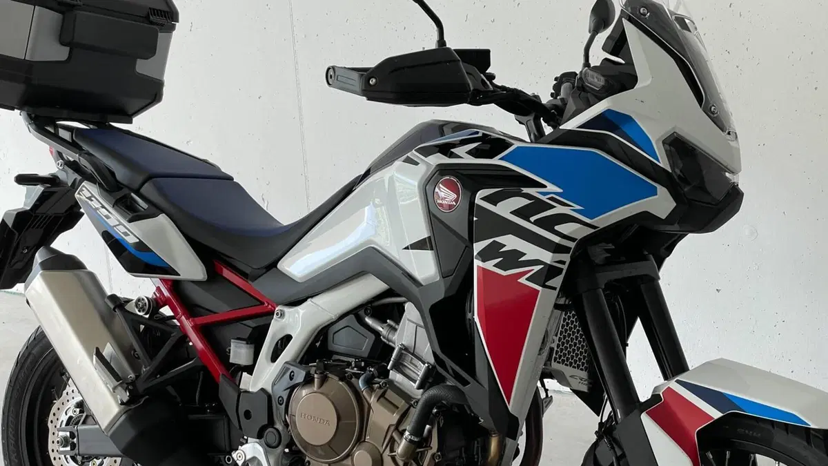 Honda Africa Twin CRF 1100L Urban (2022 - 23)  (4)