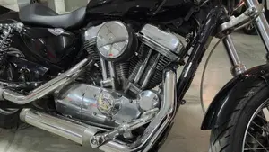 Harley-Davidson 883 (2006 - 07) - XL  (17)