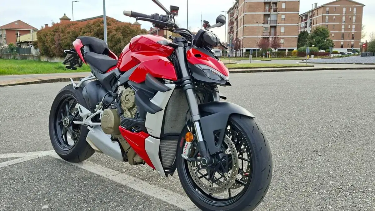 Ducati Streetfighter V4 1100 (2020)  (4)