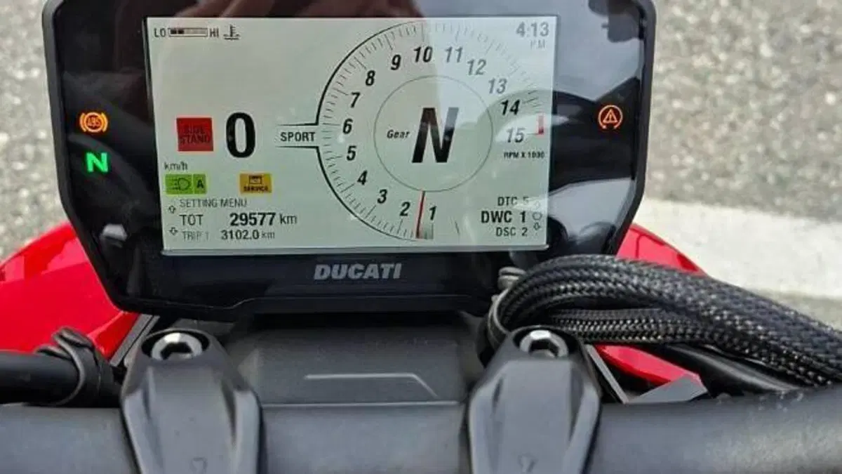 Ducati Streetfighter V4 1100 (2020)  (6)