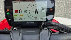 Ducati Streetfighter V4 1100 (2020)  (6)