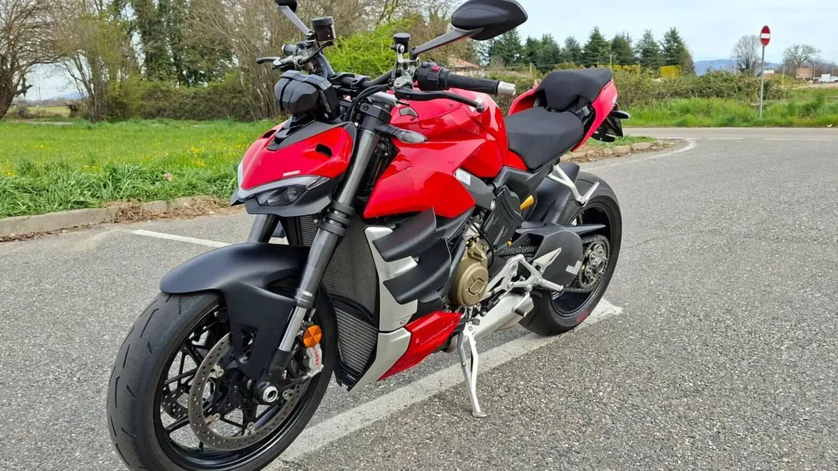 Ducati Streetfighter V4 1100 (2020)  (5)