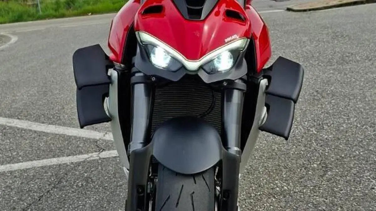 Ducati Streetfighter V4 1100 (2020)  (3)