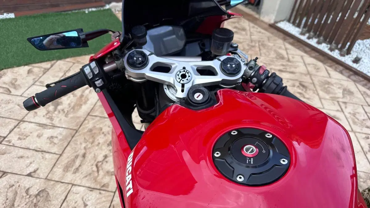 Ducati Panigale V2 (2021 - 24)  (3)
