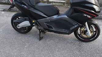 Aprilia SRV 850 (2011 - 16) usata