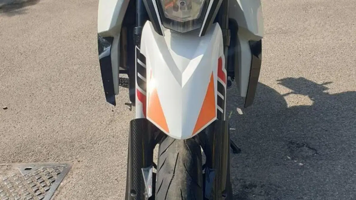 KTM 990 Supermoto R (2009 - 11)  (3)