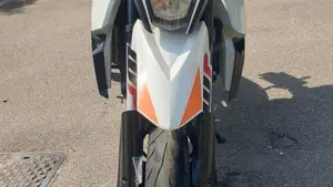 KTM 990 Supermoto R (2009 - 11)  (3)