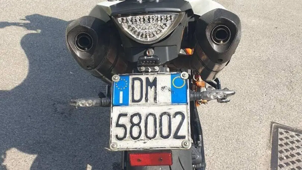 KTM 990 Supermoto R (2009 - 11)  (4)