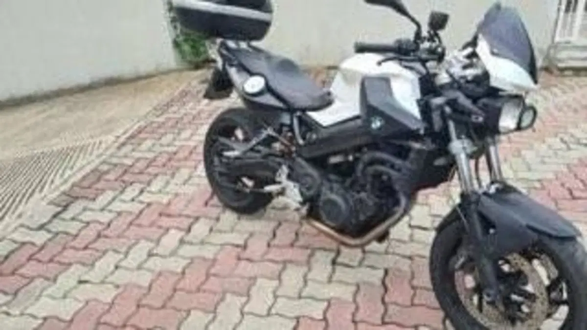 Bmw F 800 R (2009 - 11)  (2)