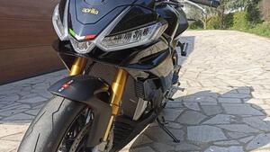 Aprilia Tuono V4 Factory (2021 - 24) 