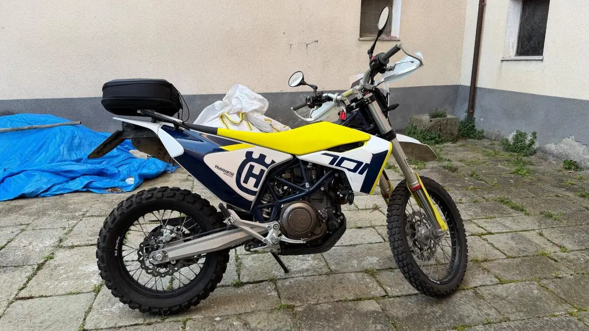 Husqvarna 701 Enduro (2021) 
