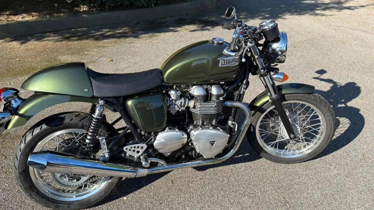 Triumph Thruxton 900 (2004 - 15) 