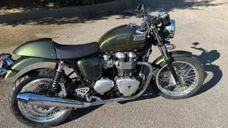 Triumph Thruxton 900 (2004 - 15)