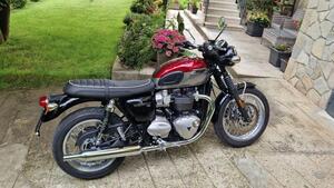 Triumph Bonneville T120 (2021 - 25) 