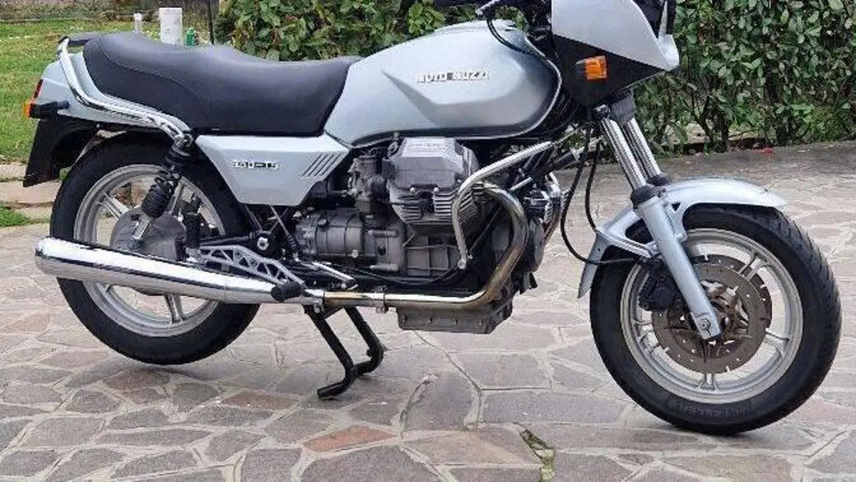 Moto Guzzi   (3)