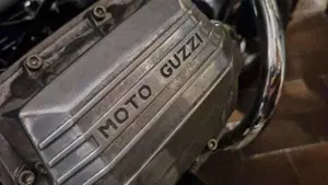 Moto Guzzi   (8)