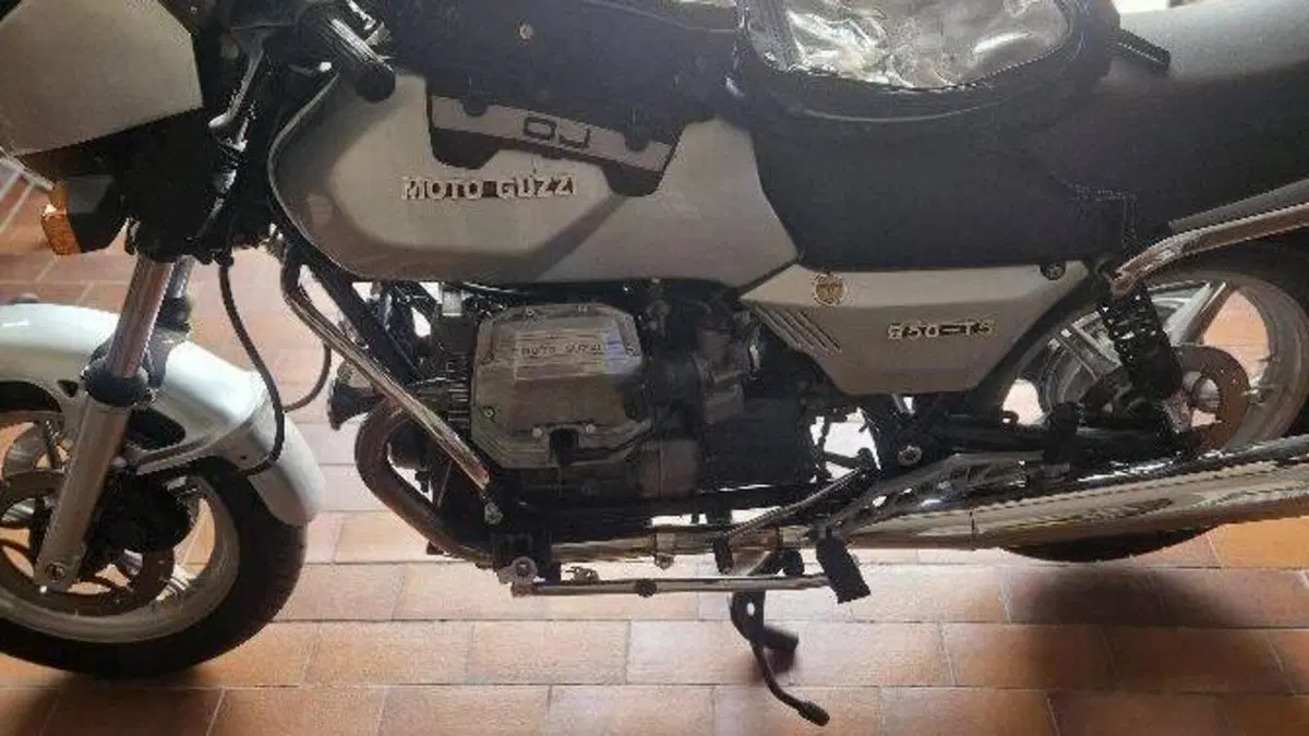 Moto Guzzi   (16)