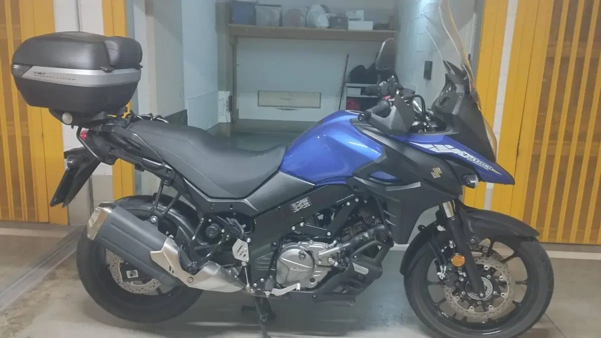 Suzuki V-Strom 650XT (2021 - 25)  (2)