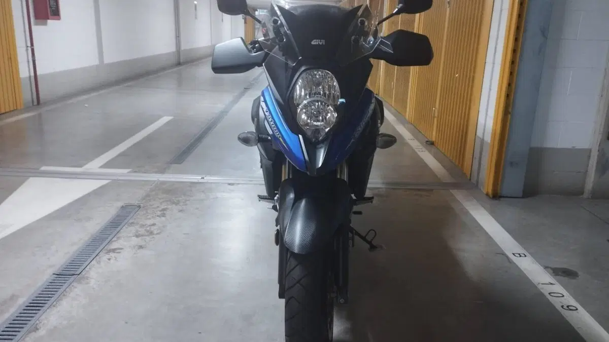 Suzuki V-Strom 650XT (2021 - 25)  (6)