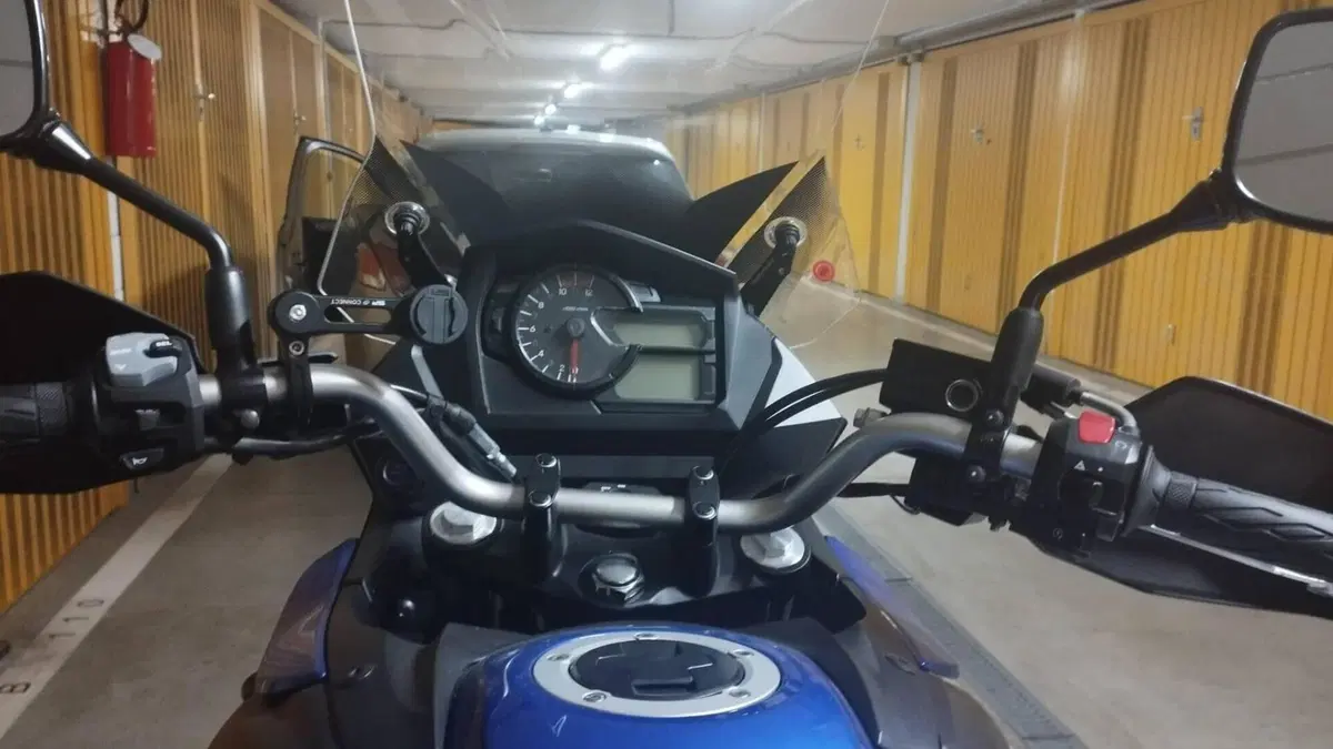 Suzuki V-Strom 650XT (2021 - 25)  (7)