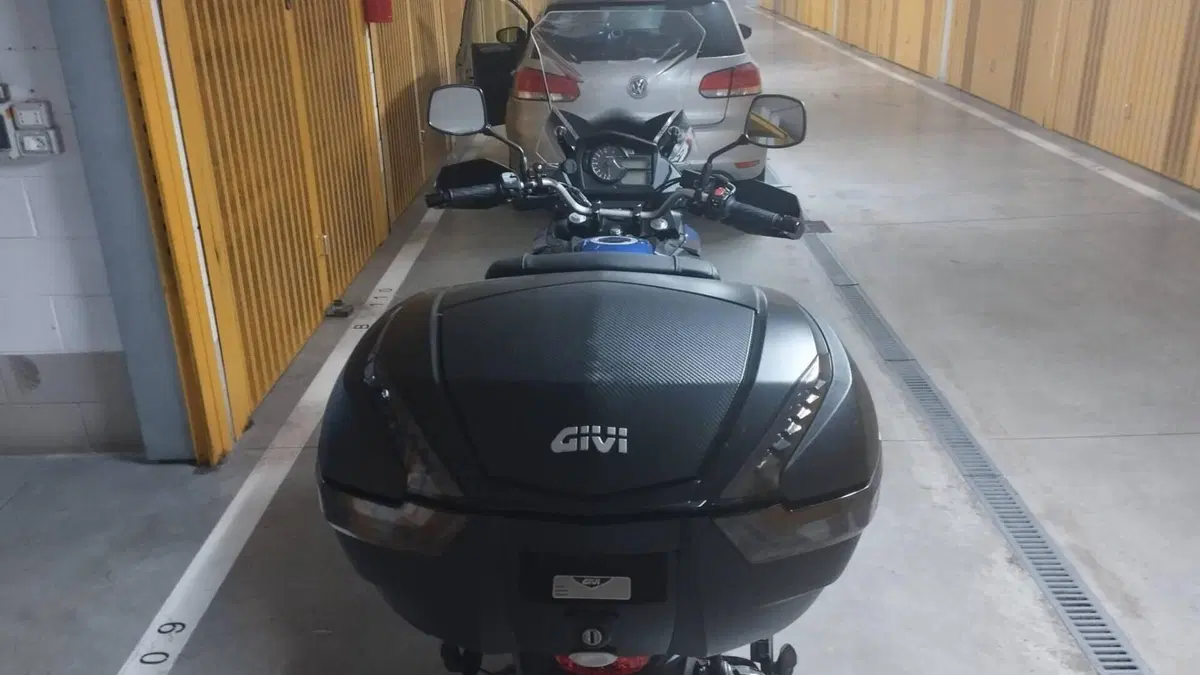 Suzuki V-Strom 650XT (2021 - 25)  (8)