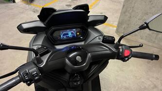 Yamaha X-Max 300 Tech Max (2025 - 26) usata