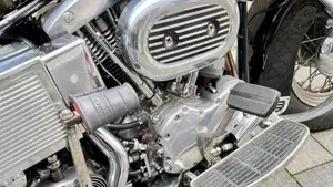 Harley-Davidson   (5)