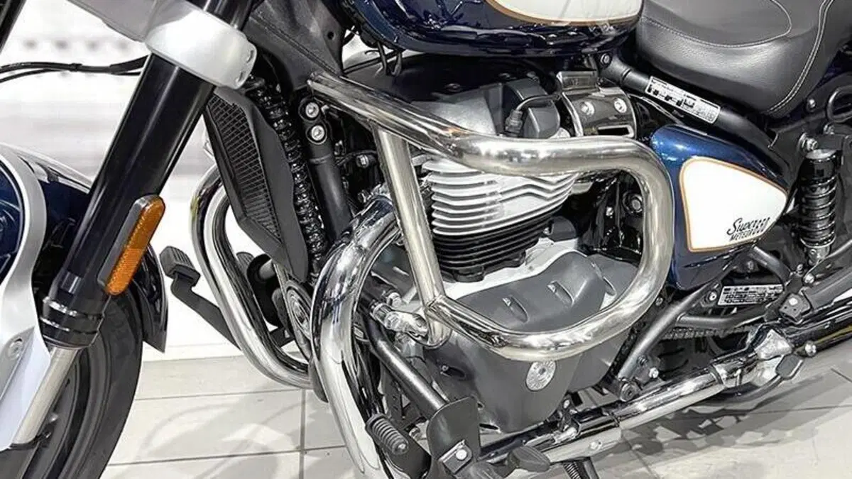 Royal Enfield Super Meteor 650 (2023 - 26)  (5)