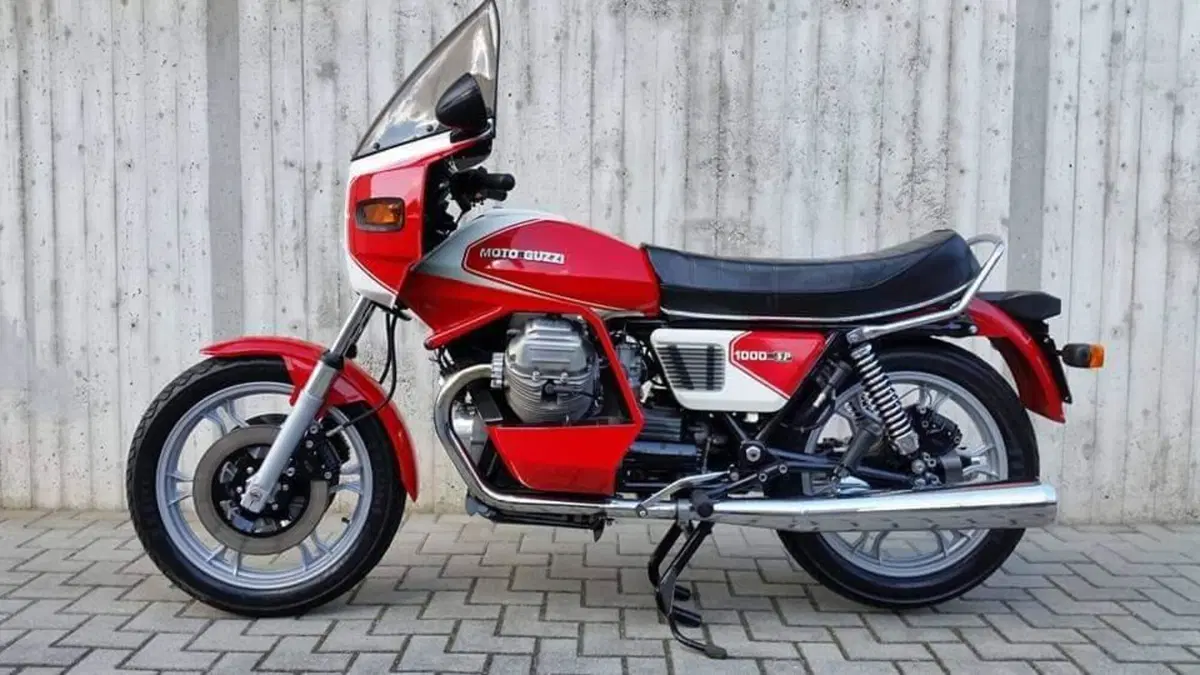 Moto Guzzi   (4)