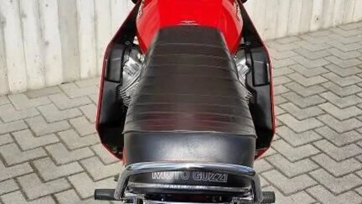 Moto Guzzi   (9)