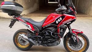 Moto Morini X-Cape 650 Gold Wheels Edition (2022 - 26) 