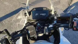 CFMOTO 650MT (2021 - 24)  (6)