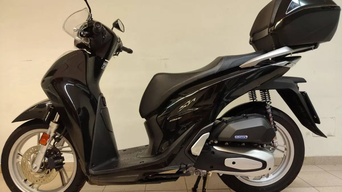 Honda SH 150i (2020 - 23)  (2)